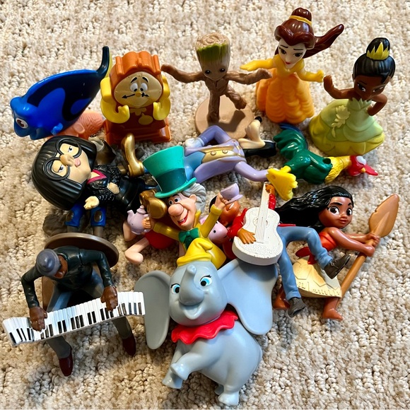 Lot of 15 McDonald’s toys from Disney World 50th aniversary & princess line - Picture 5 of 5